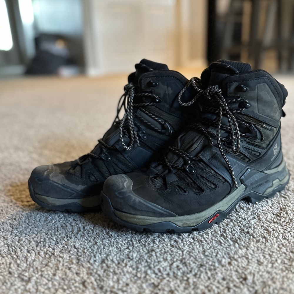 Salomon boots size 11D